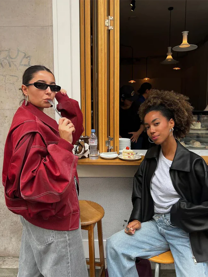 Freja – Oversized Kontrastjacka med Trendig Passform