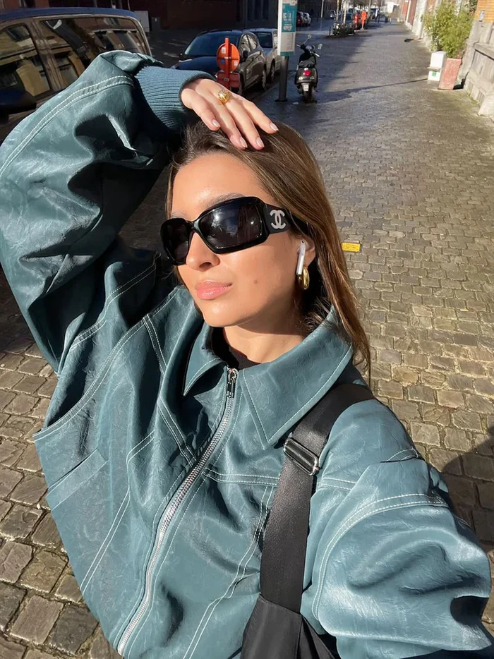 Freja – Oversized Kontrastjacka med Trendig Passform